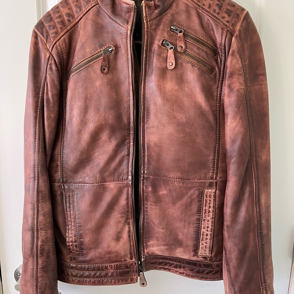 Men's Distressed Leather Jacket